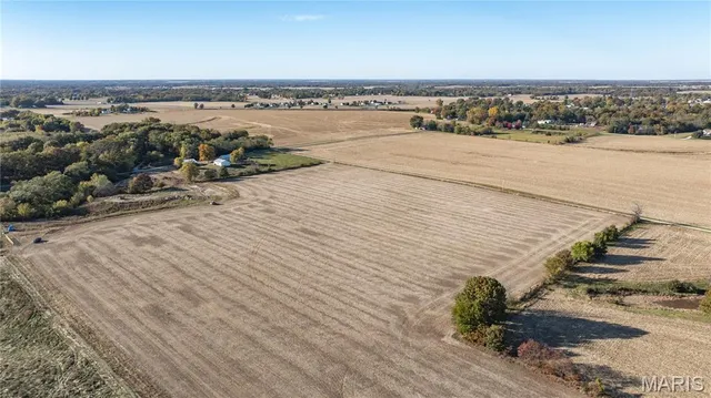 $145,000 | 0 West County Line Road, Unit TRACT 2, Brighton, IL 62012