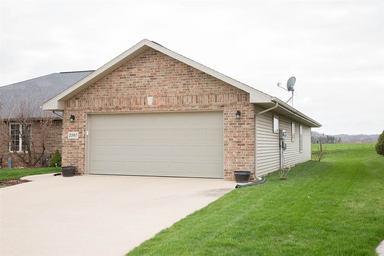 2105 Cheyenne Way Dubuque, IA 52002 - Photo 41 of 45 Gallery Image 41
