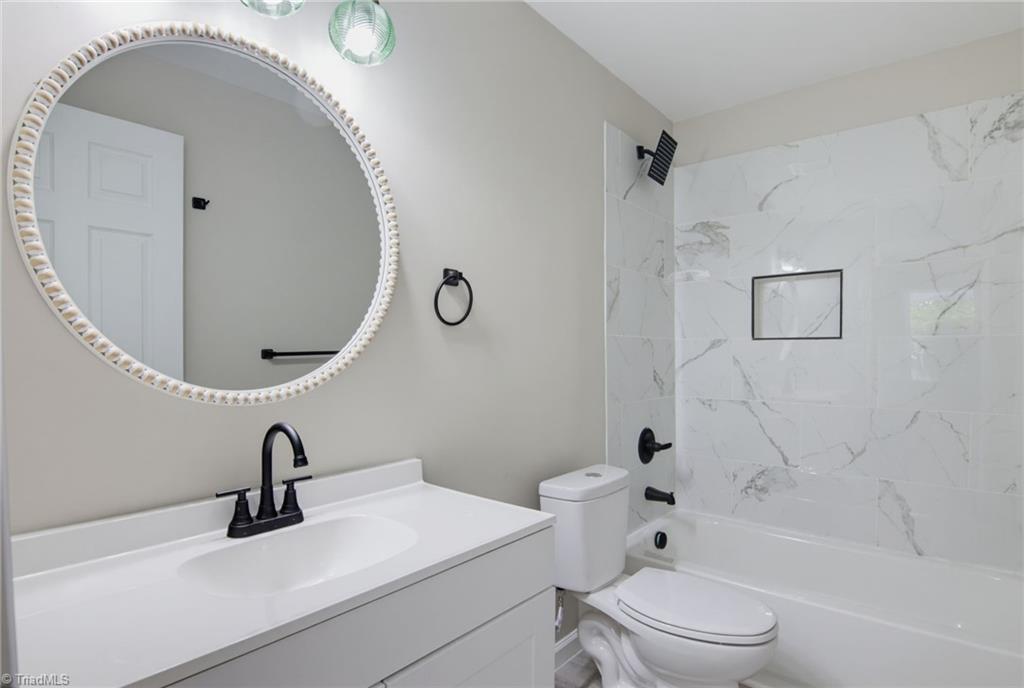 509 Hines Street High Point, NC 27260 - Photo 13 of 24 Primary Bath