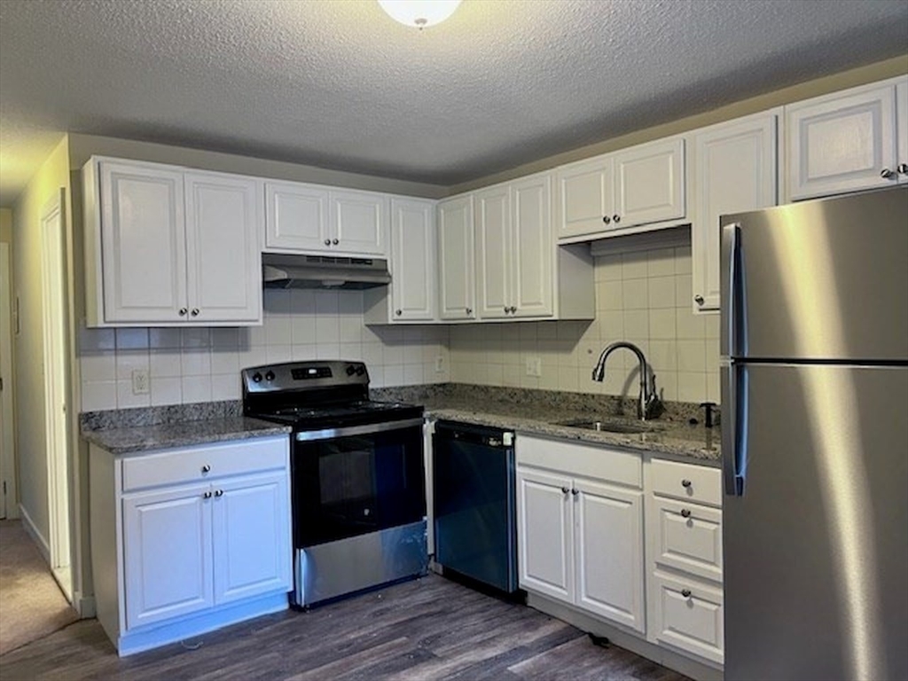 69 Nicholas Road, Unit B Framingham, MA 01701 - Photo 1 of 23 Gallery Image 1