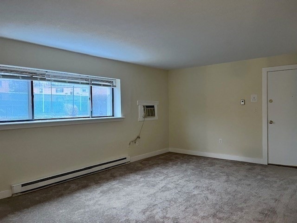 69 Nicholas Road, Unit B Framingham, MA 01701 - Photo 4 of 23 Gallery Image 4