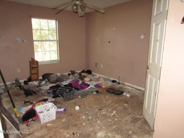 $198,000 | 930 Park View Place, Unit A & B, Gulfport, MS 39507