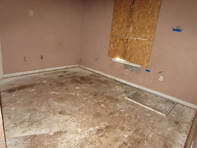 $198,000 | 930 Park View Place, Unit A & B, Gulfport, MS 39507