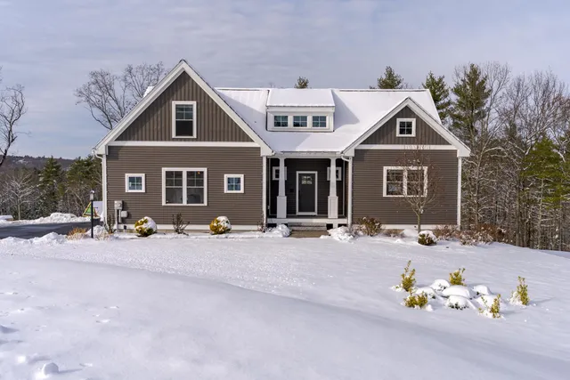 $1,199,000 | 22 Sunrise Circle, Auburn, NH 03032