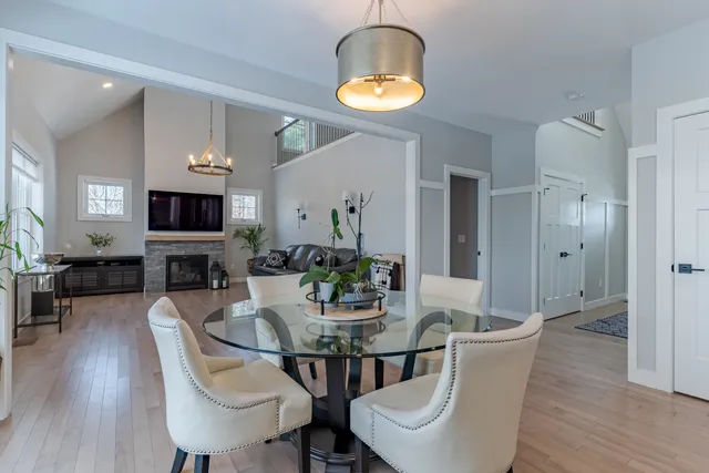 $1,199,000 | 22 Sunrise Circle, Auburn, NH 03032