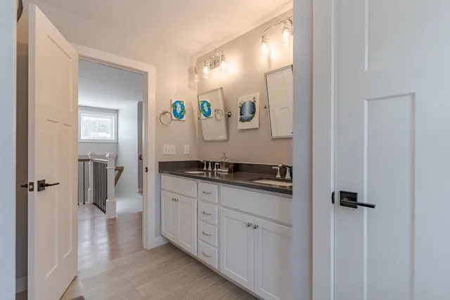 $1,199,000 | 22 Sunrise Circle, Auburn, NH 03032