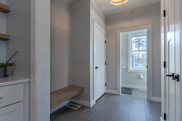 $1,199,000 | 22 Sunrise Circle, Auburn, NH 03032