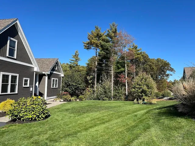 $1,199,000 | 22 Sunrise Circle, Auburn, NH 03032