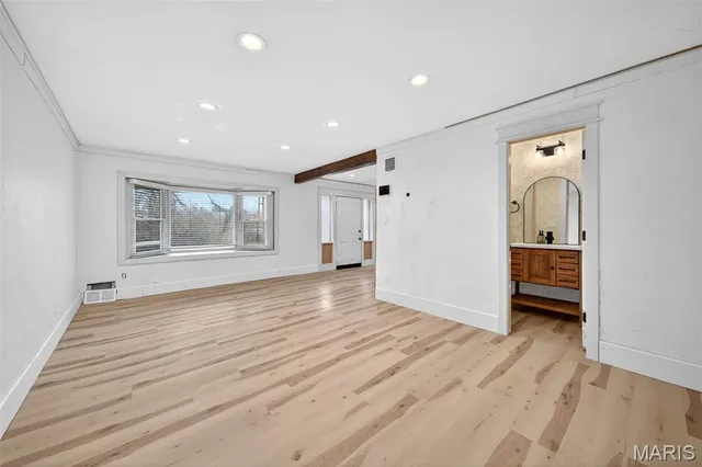 $285,000 | 11660 Mark Twain Lane, Bridgeton, MO 63044