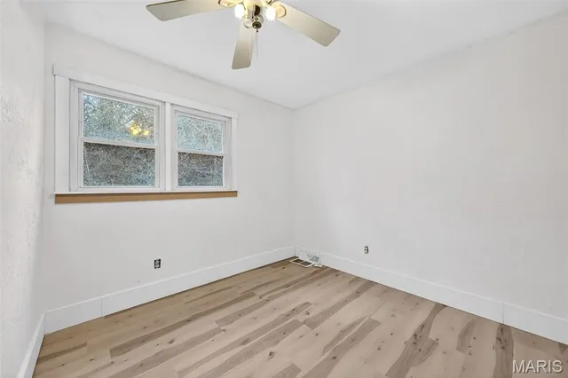 $285,000 | 11660 Mark Twain Lane, Bridgeton, MO 63044