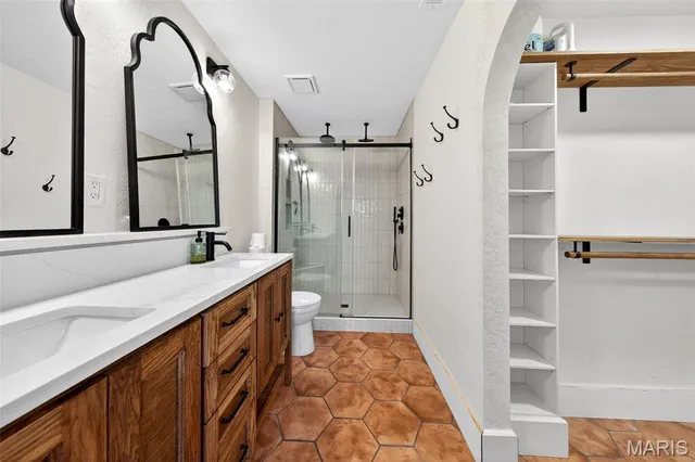 $285,000 | 11660 Mark Twain Lane, Bridgeton, MO 63044