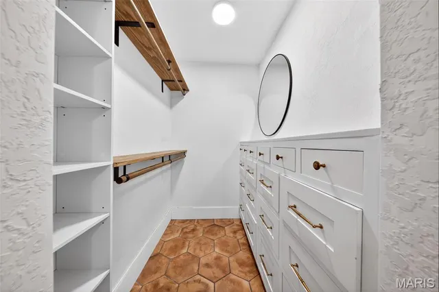 $285,000 | 11660 Mark Twain Lane, Bridgeton, MO 63044