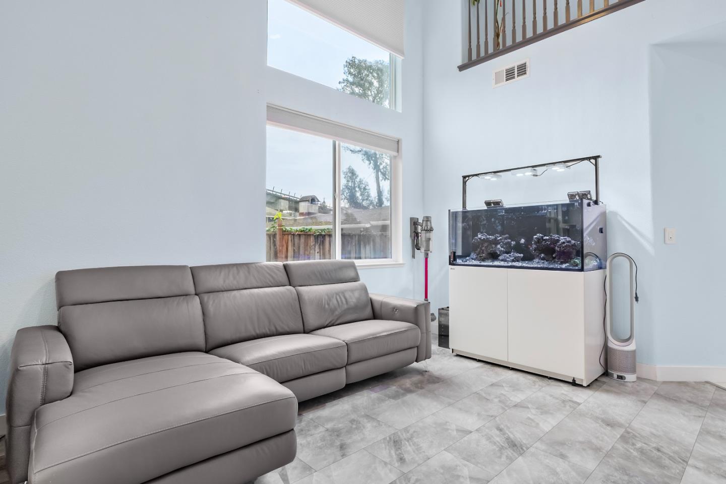 708 Raineer Court San Leandro, CA 94577 - Photo 8 of 32 a living room with furniture and a window