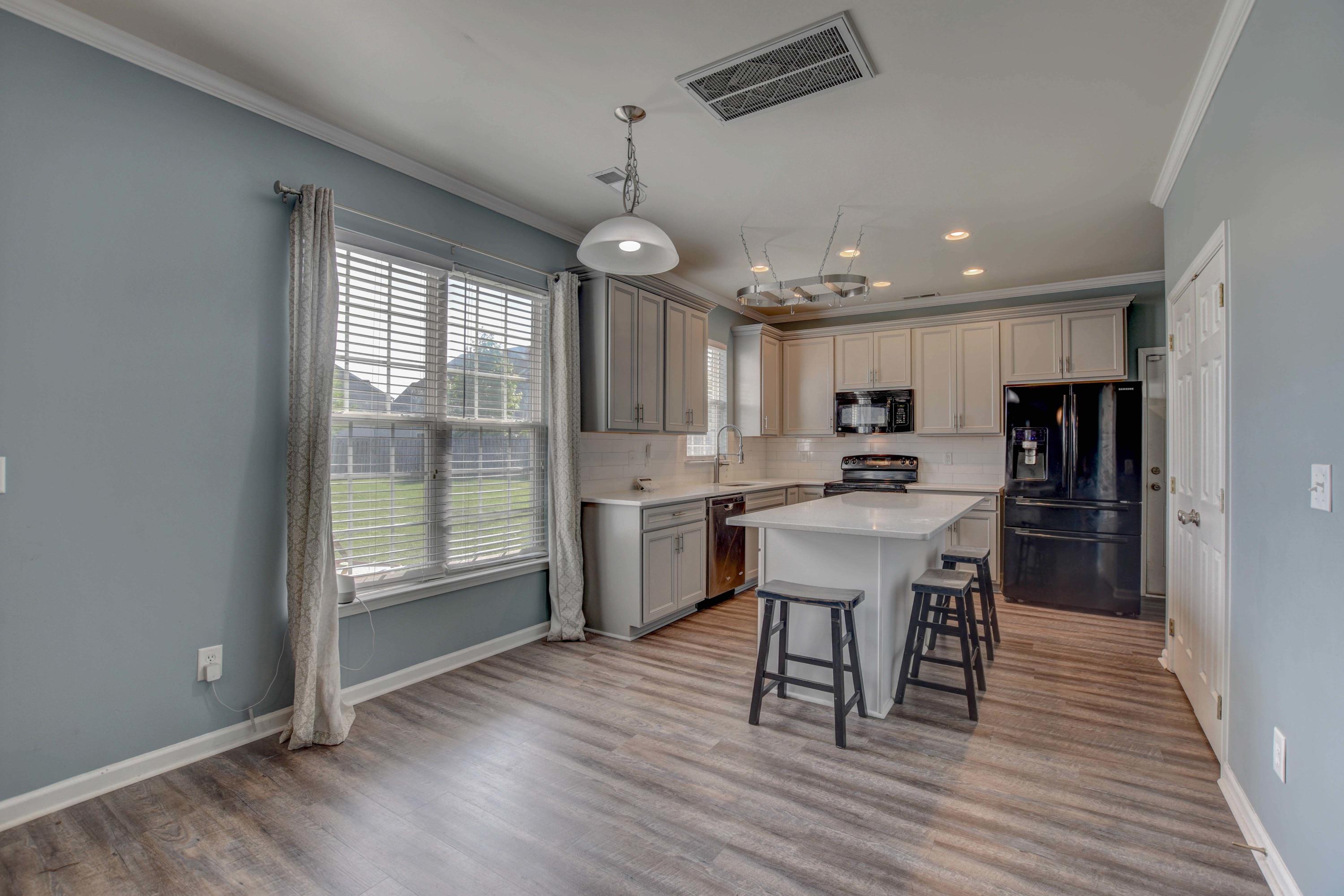 8020 Mckayla Road Summerville, SC 29483 - Photo 15 of 43 1-33