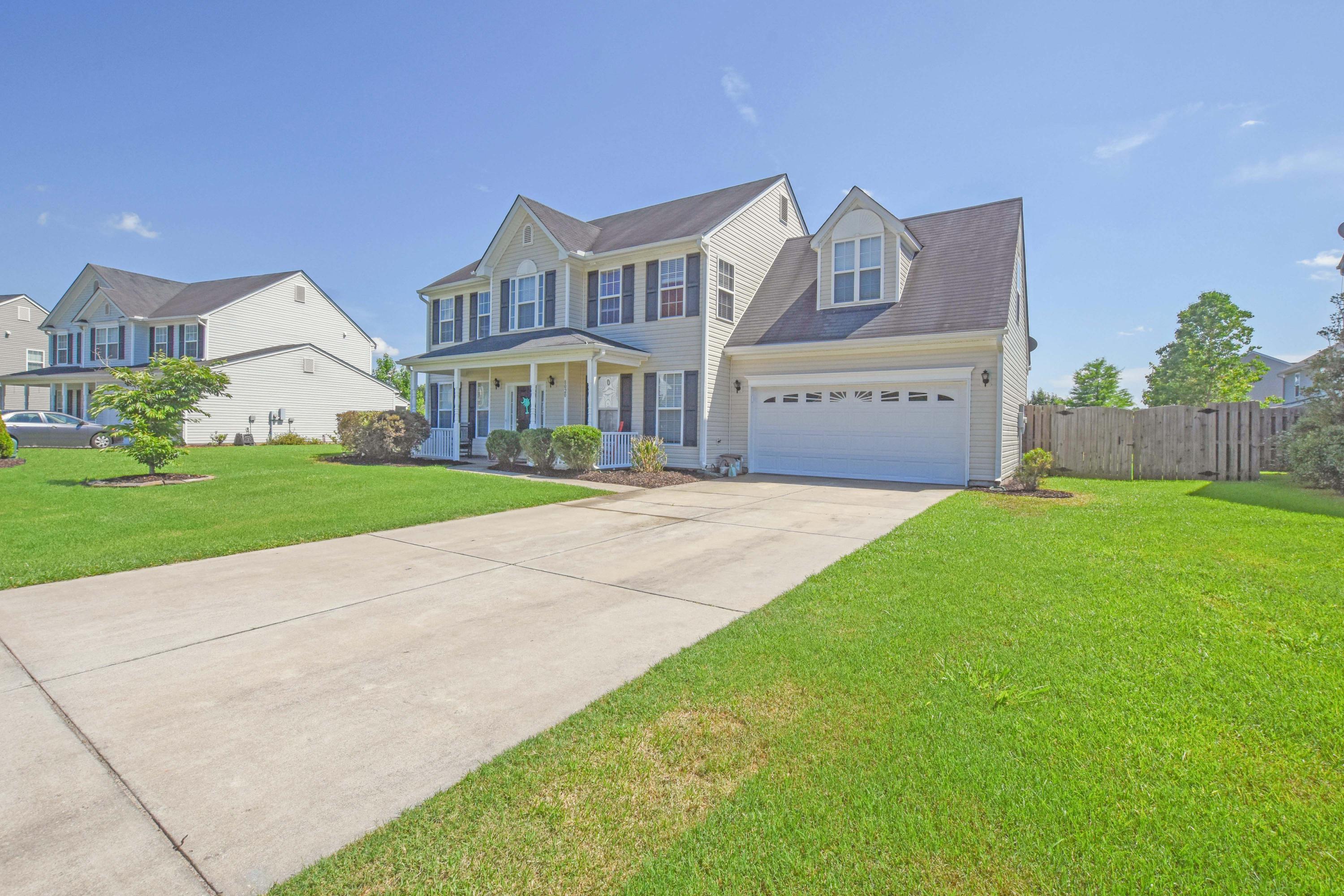 8020 Mckayla Road Summerville, SC 29483 - Photo 5 of 43 0-4