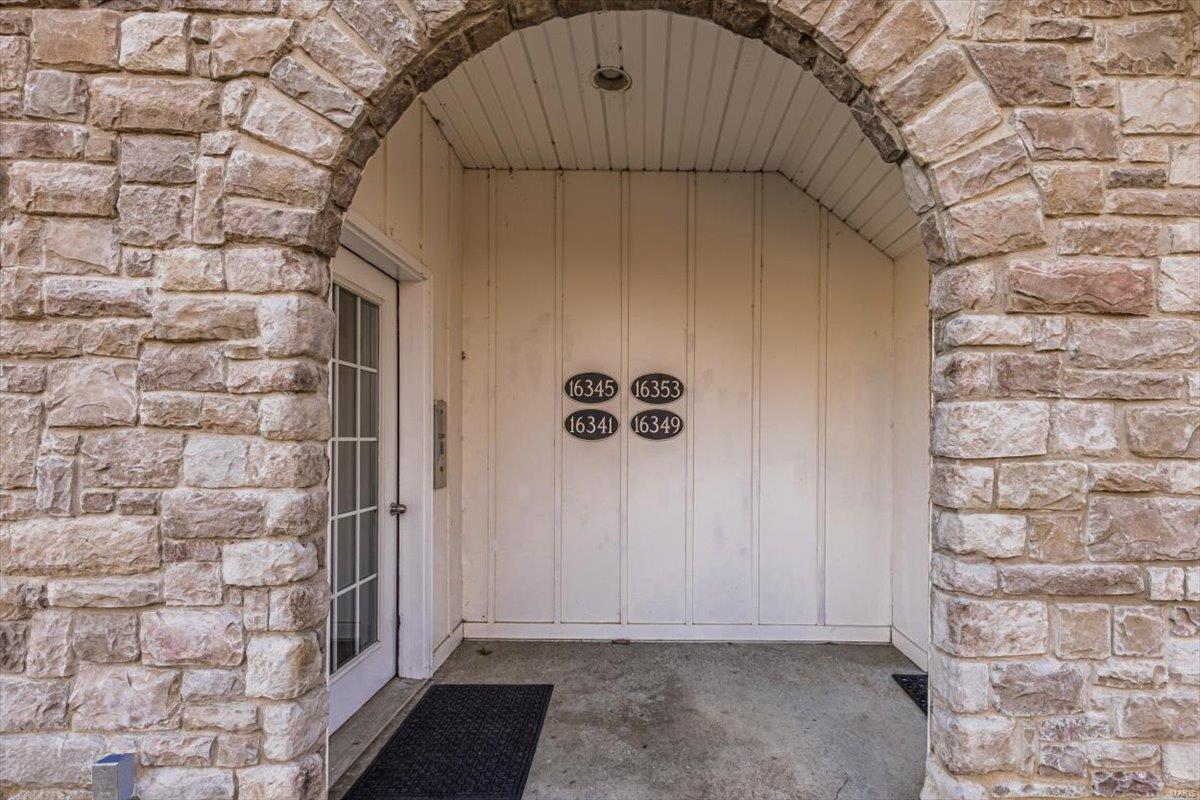 16341 Justus Post Road, Unit 5 Chesterfield, MO 63017 - Photo 31 of 38 Gallery Image 31