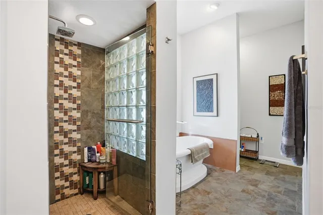 $575,000 | 7336 Royal Oak Drive, Spring Hill, FL 34607