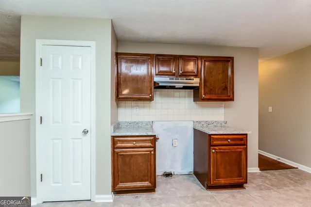 $1,795 | 1305 Sandybrook Court, Lithonia, GA 30058