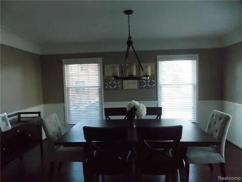 991 North Oxford Road Grosse Pointe, MI 48236 - Photo 9 of 19 DSCN1823.JPG