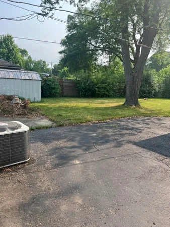 $2,200 | 2713 Wilke Road, Rolling Meadows, IL 60008