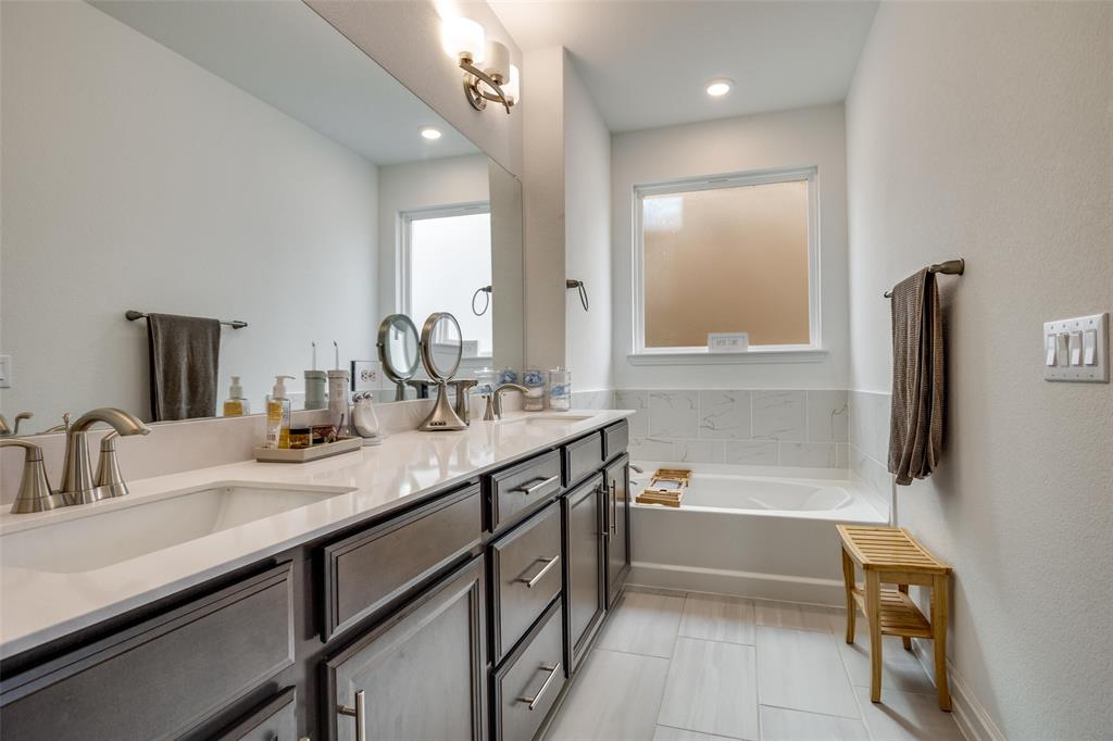 8507 Craig Mews Rowlett, TX 75089 - Photo 12 of 25