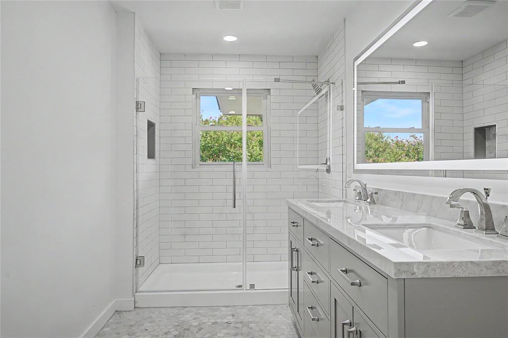 103 South Plymouth Road Dallas, TX 75211 - Photo 18 of 33 Gallery Image 18
