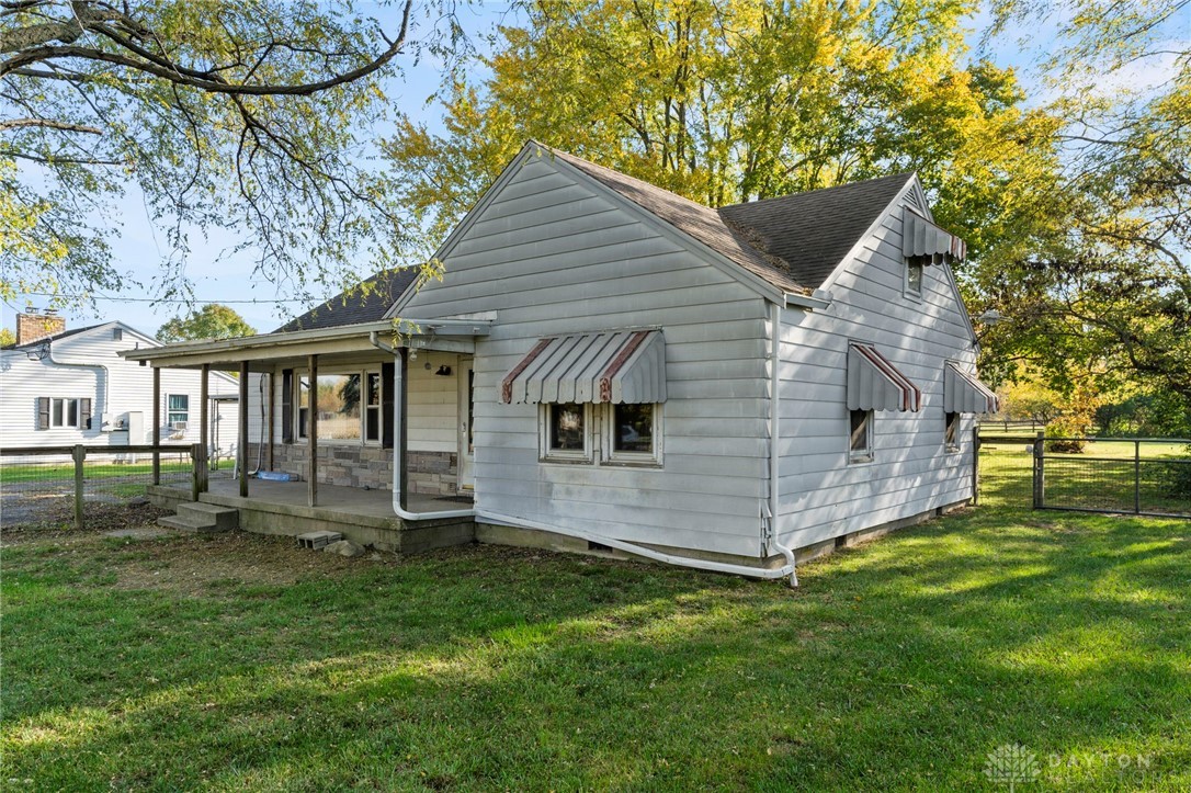 5742 Springfield Xenia Road Springfield, OH 45502 - Photo 4 of 40