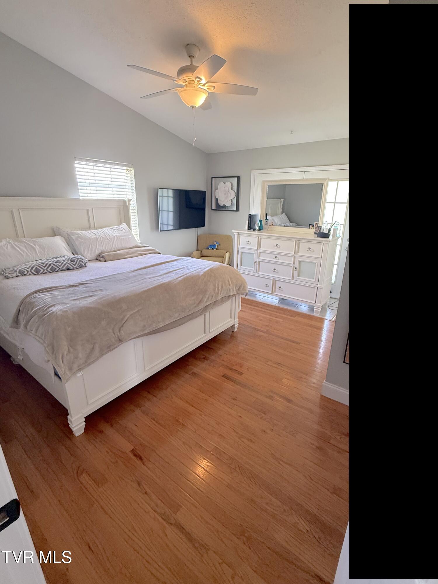 2912 Antioch Road, Unit 36 Johnson City, TN 37604 - Photo 7 of 13 IMG_3540