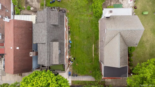 $350,000 | 3631 A Tibbett Avenue | Dash Estate