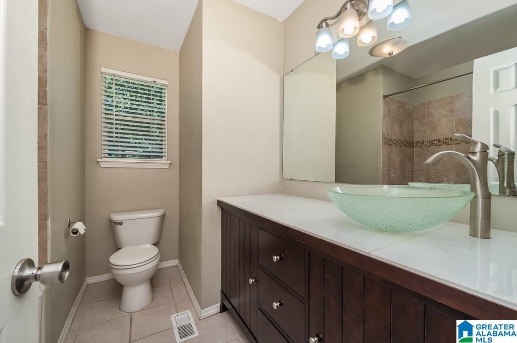 2223 Mountain View Road Birmingham, AL 35210 - Photo 11 of 25