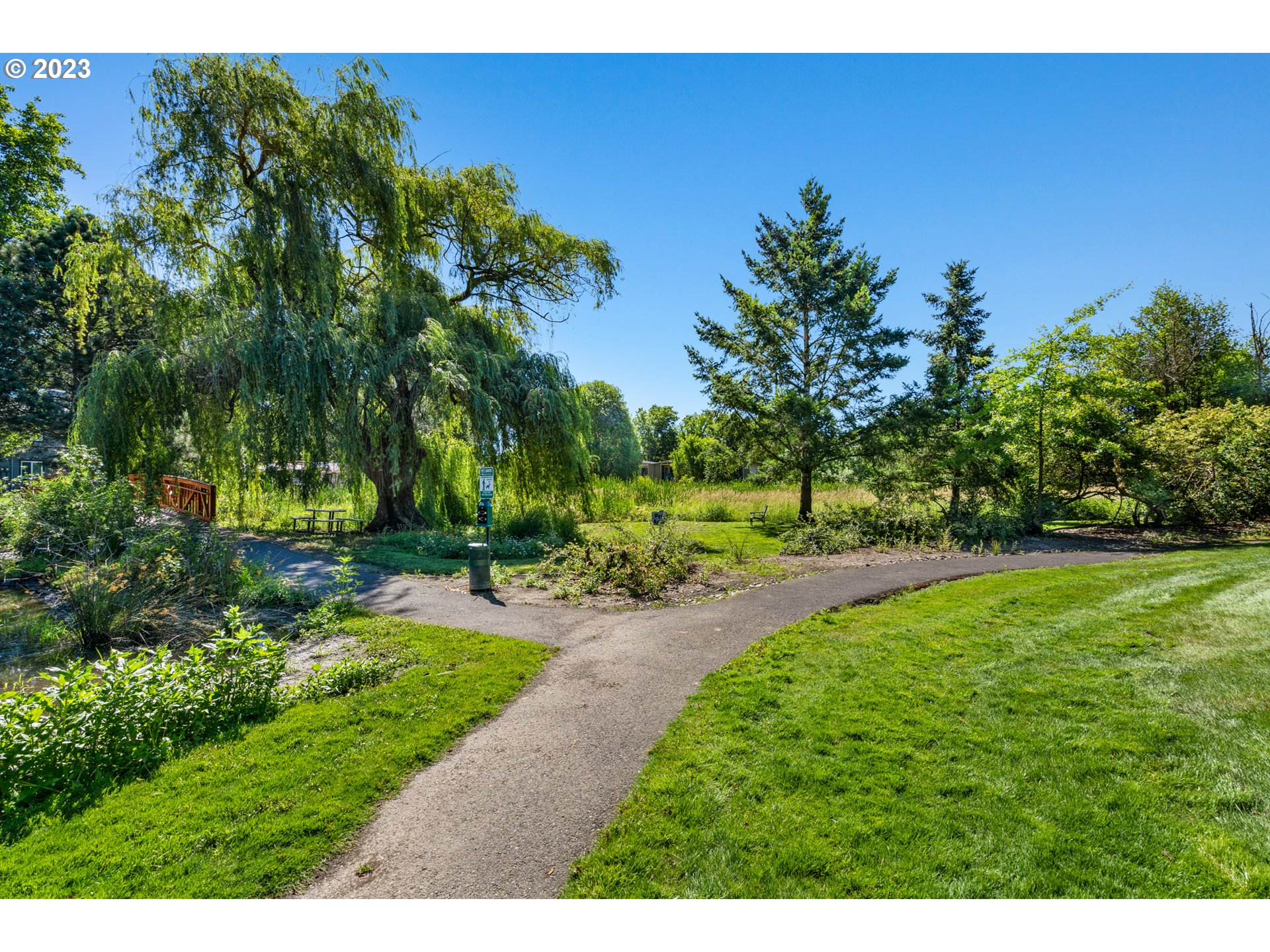 12640 Northwest Barnes Road, Unit 2 Portland, OR 97229 - Photo 17 of 20 Gallery Image 17