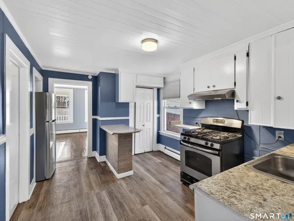 $259,900 | 12 Clover Court, New London, CT 06320