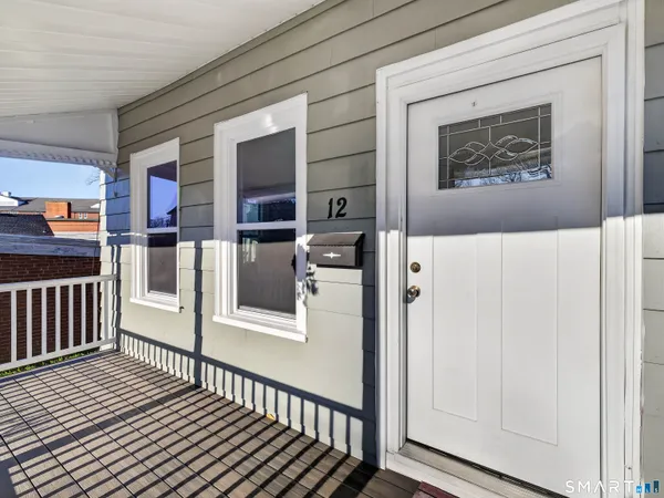 $259,900 | 12 Clover Court, New London, CT 06320