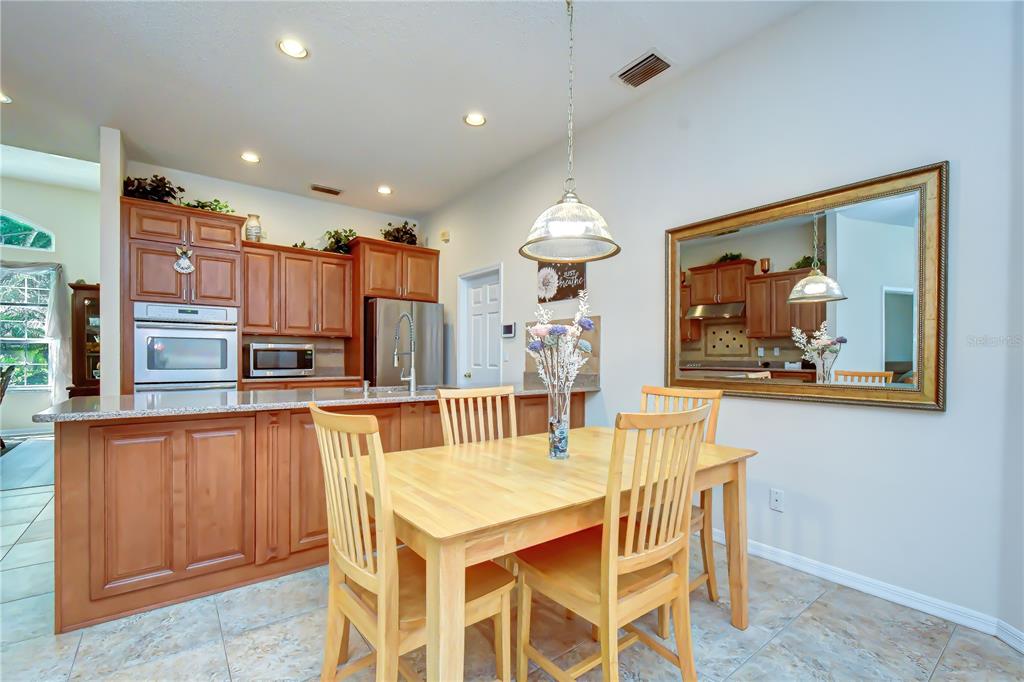 4916 Willow Ridge Terrace Valrico, FL 33596 - Photo 16 of 38