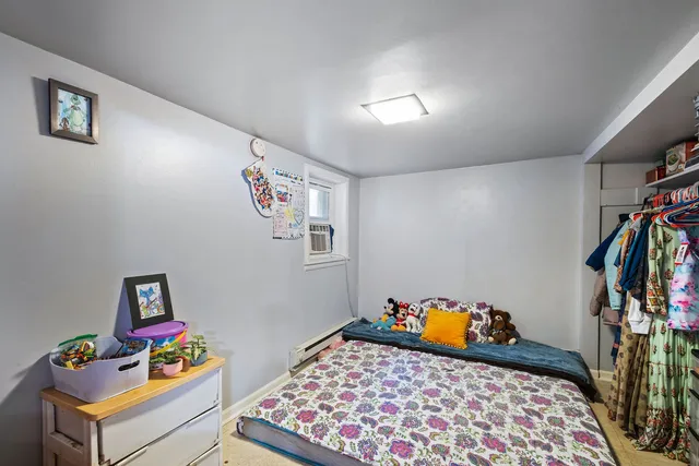 $699,000 | 1934 West Race Avenue, Chicago, IL 60622