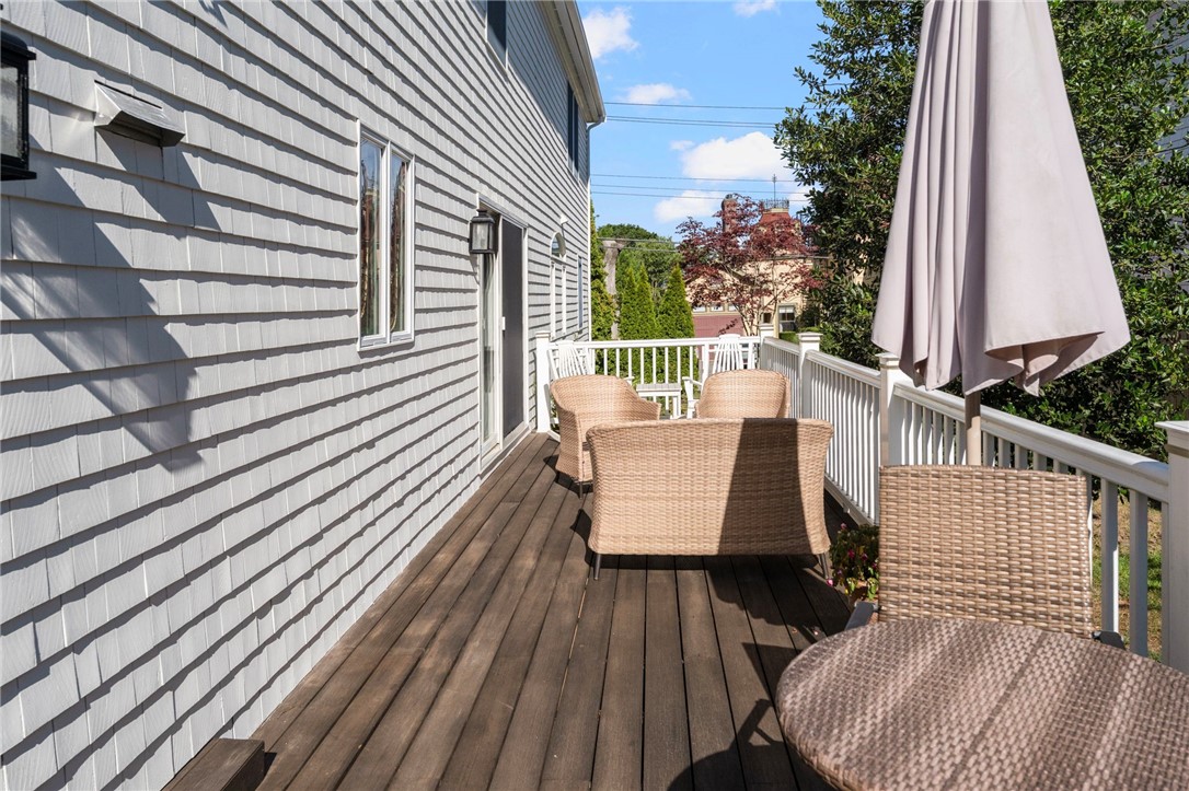 73 Merton Road Newport, RI 02840 - Photo 32 of 41