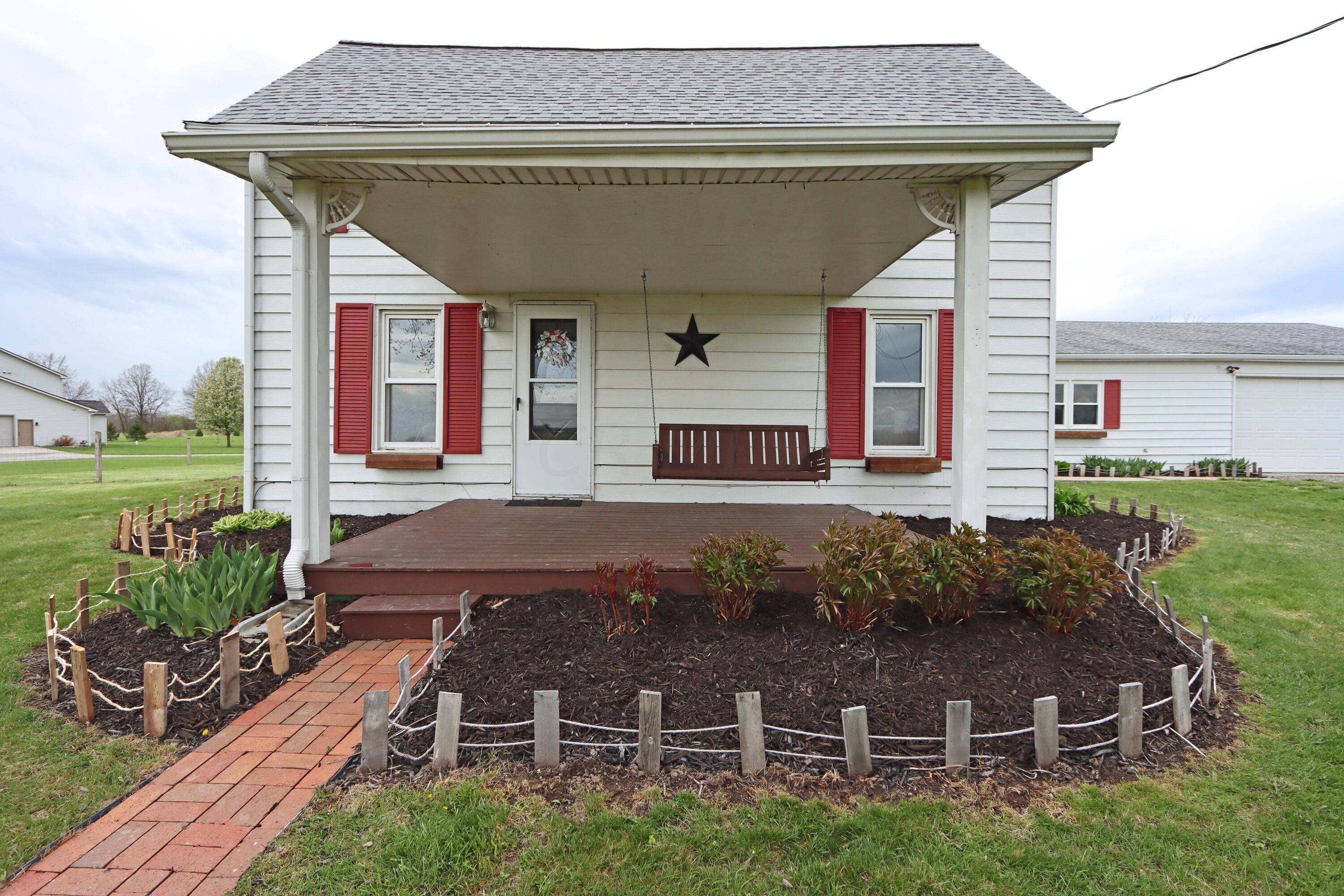 26895 Fawley Road Raymond, OH 43067 - Photo 5 of 50 Front Porch