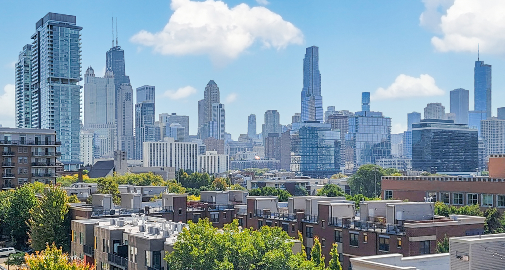 511 West Division Street, Unit 609 Chicago, IL 60610 - Photo 7 of 21 a city view with tall buildings