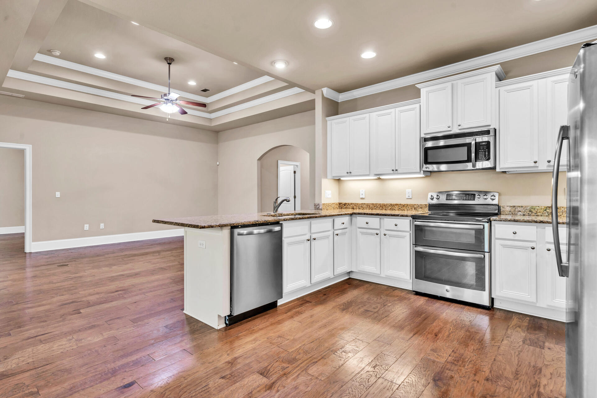 19 Big Oak Lane Point Washington, FL 32459 - Photo 11 of 54 Kitchen overlooking Living Room