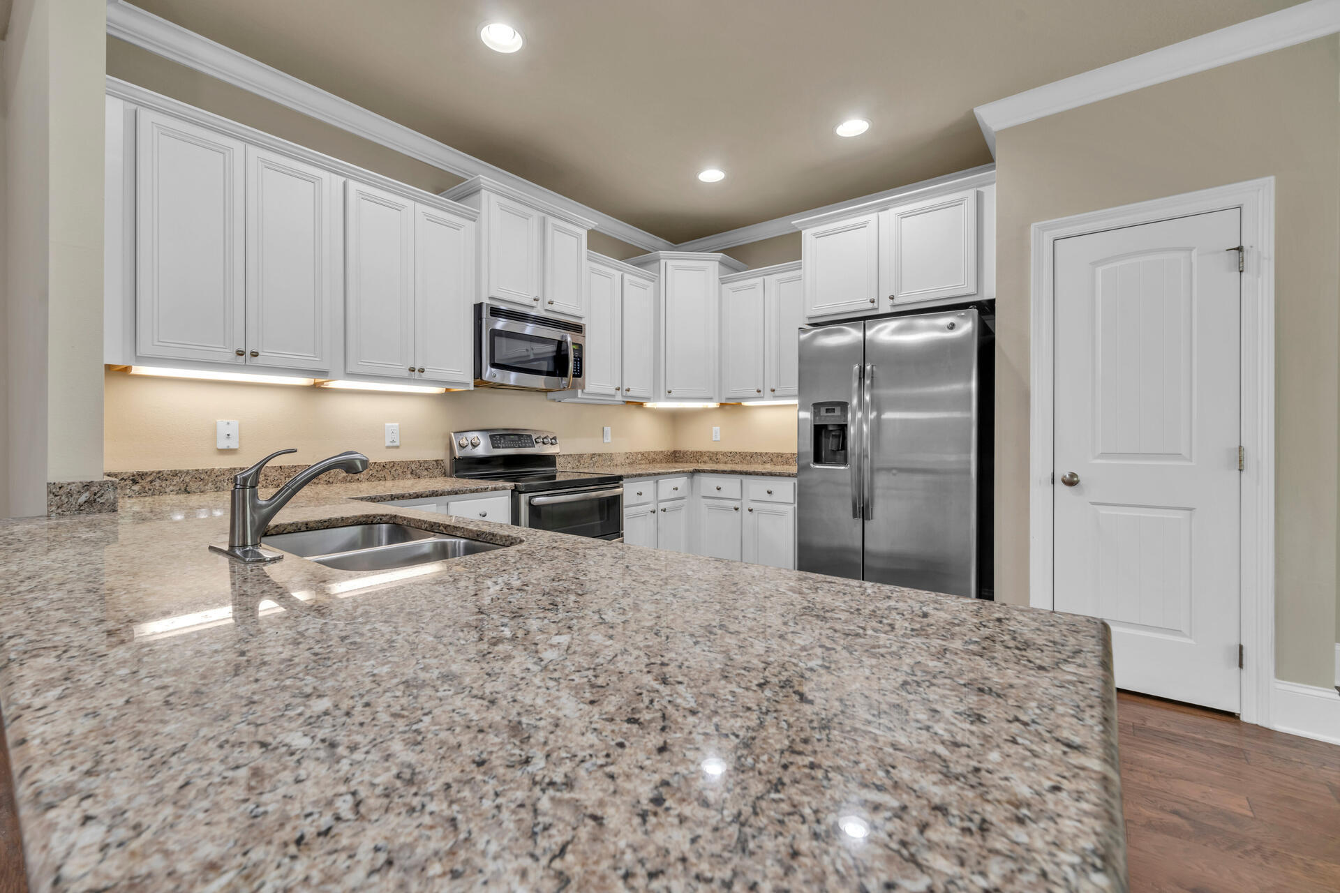 19 Big Oak Lane Point Washington, FL 32459 - Photo 13 of 54 Kitchen