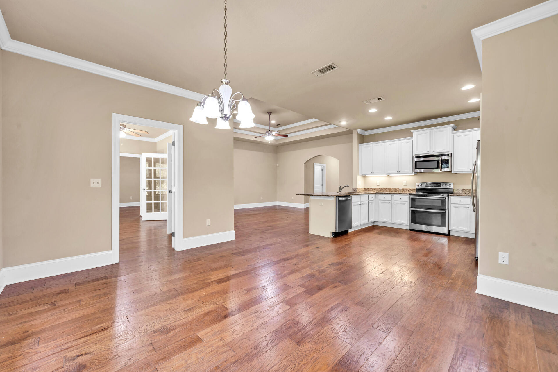 19 Big Oak Lane Point Washington, FL 32459 - Photo 10 of 54 Dining into Sunroom