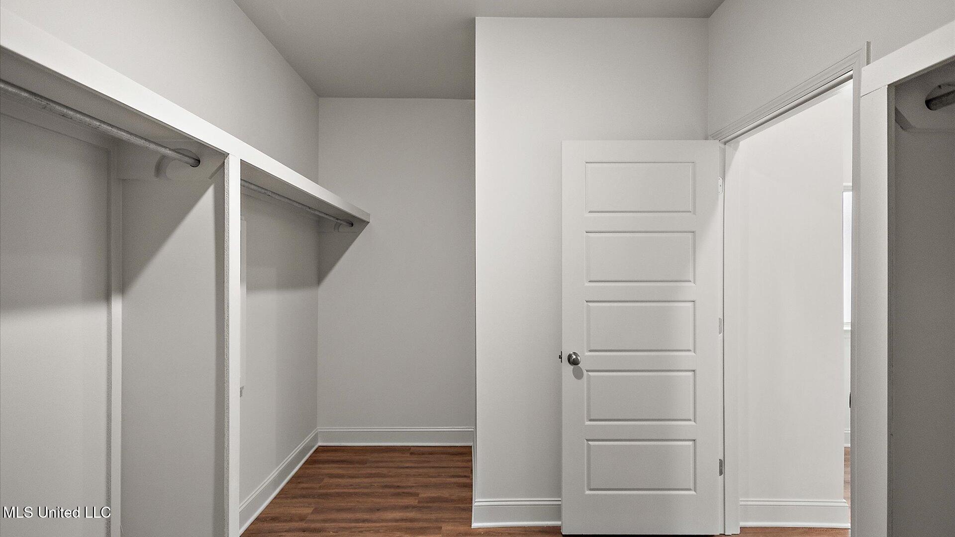 728 Honeysuckle Loop Canton, MS 39046 - Photo 26 of 35 27-3HTP5846