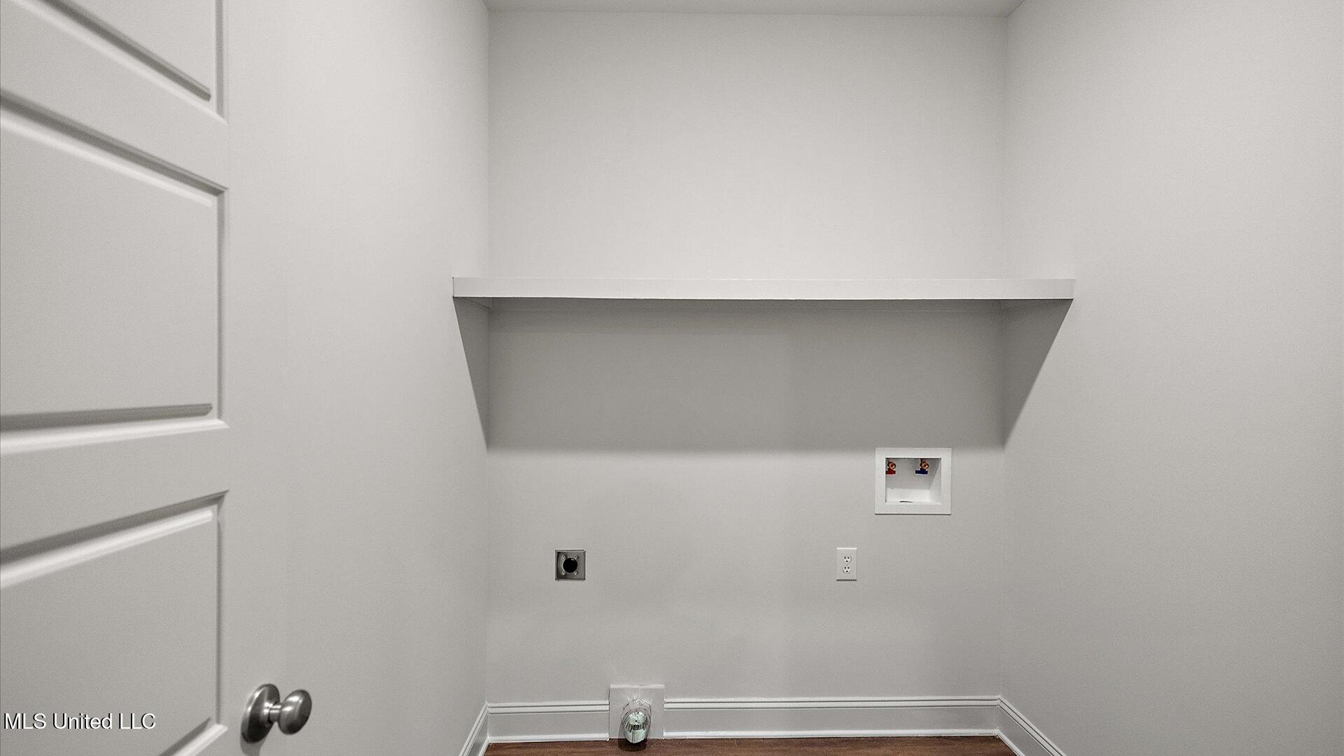 728 Honeysuckle Loop Canton, MS 39046 - Photo 33 of 35 34-3HTP5870