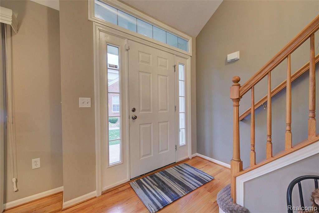 49131 Hawksburry Road Canton, MI 48188 - Photo 5 of 43