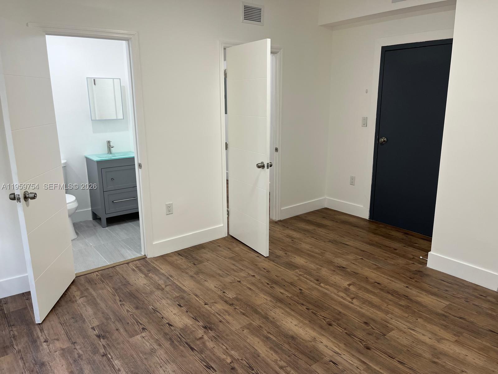 321 Southwest 9th Avenue, Unit 3 Miami, FL 33130 - Photo 2 of 8