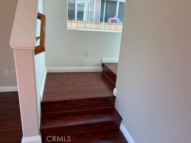 5824 Oak Fern Court Simi Valley, CA 93063 - Photo 9 of 31 a view of entryway