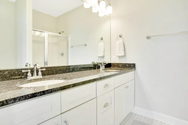 $2,999 | 1968 Rossville Avenue, Chattanooga, TN 37408