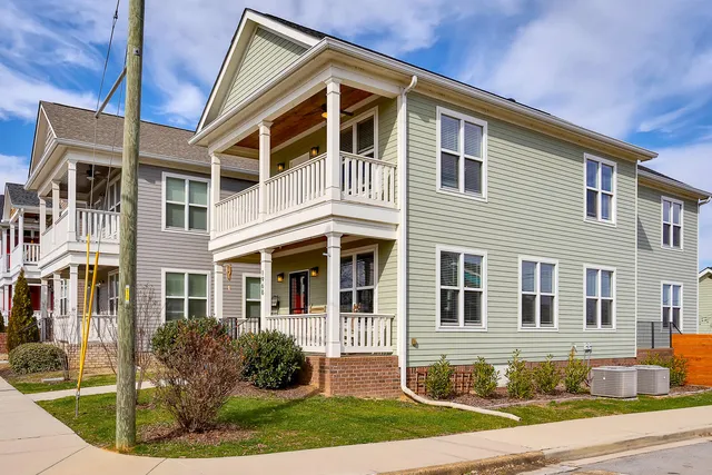 $2,999 | 1968 Rossville Avenue, Chattanooga, TN 37408