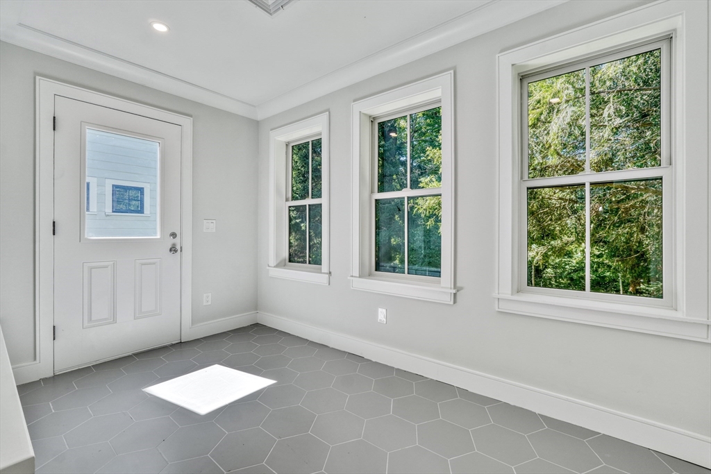 40 Lake Drive Needham, MA 02492 - Photo 15 of 34