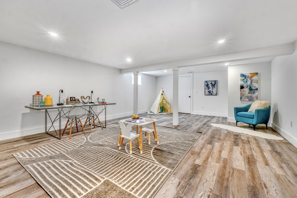 40 Lake Drive Needham, MA 02492 - Photo 27 of 34